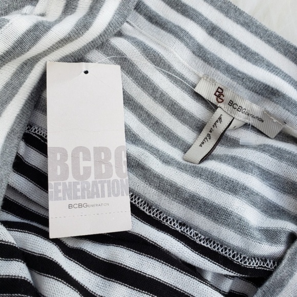NWT BCBGeneration Striped Batwing V-Neck Dress S - Picture 5 of 5